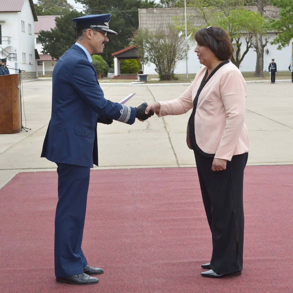 ceremonia dia del personal civil y docente civil 02